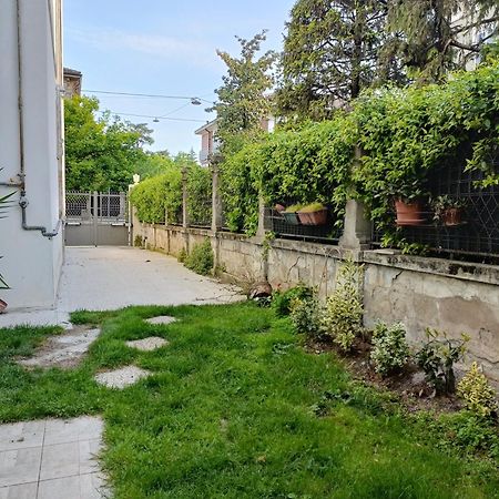 Chez Mavipagi B&B Верона Экстерьер фото