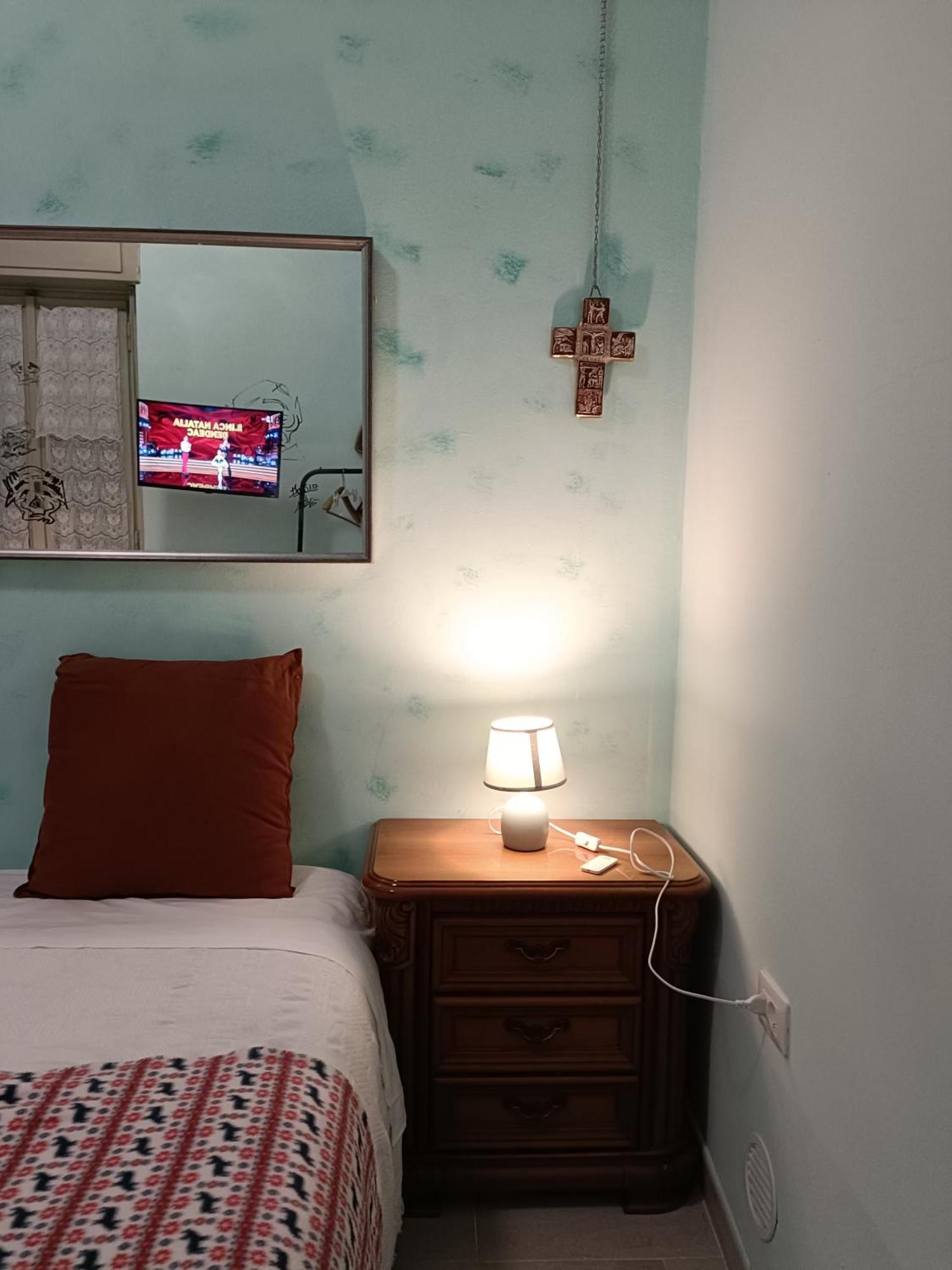 Chez Mavipagi B&B Верона Экстерьер фото