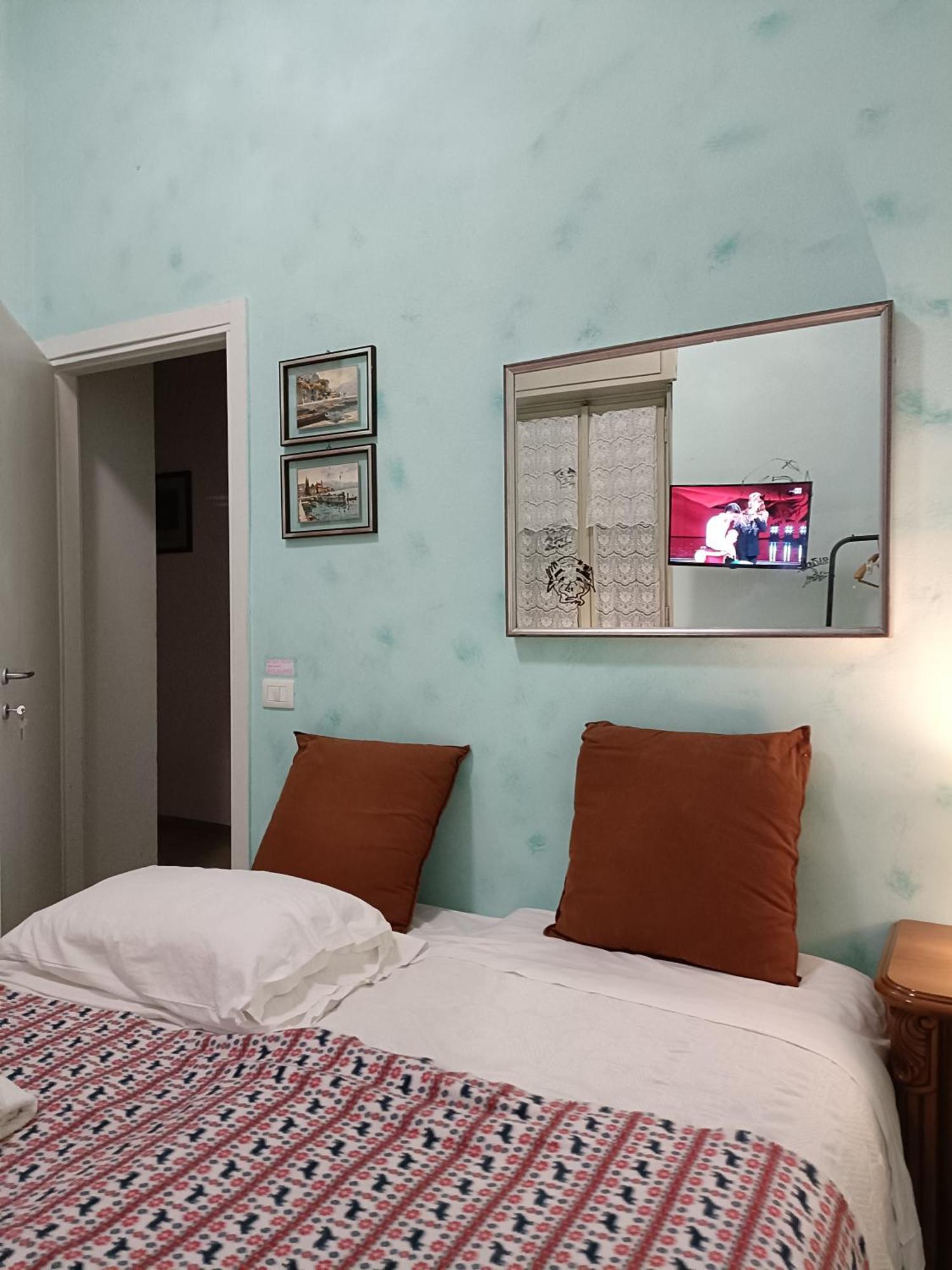 Chez Mavipagi B&B Верона Экстерьер фото