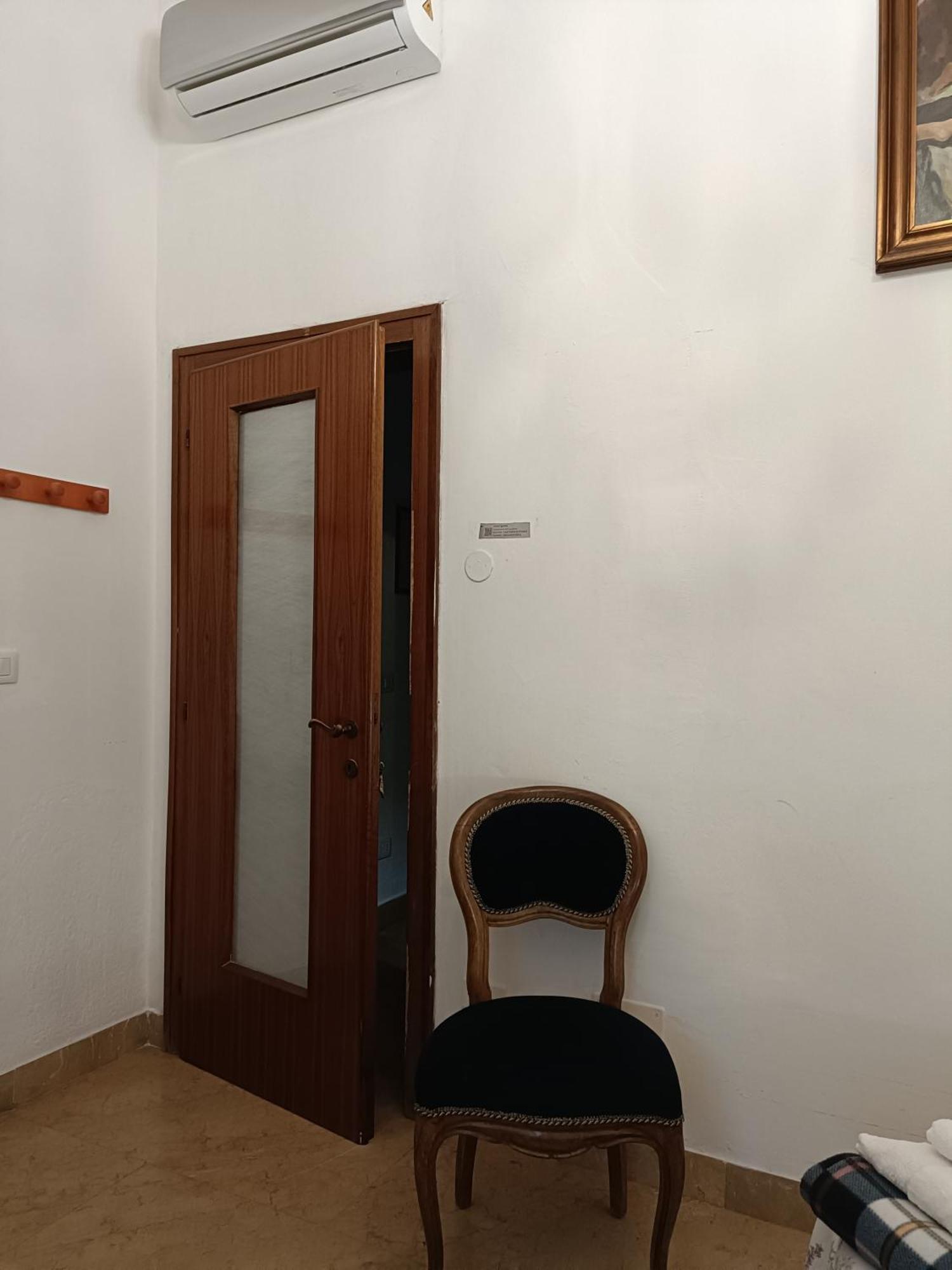Chez Mavipagi B&B Верона Экстерьер фото