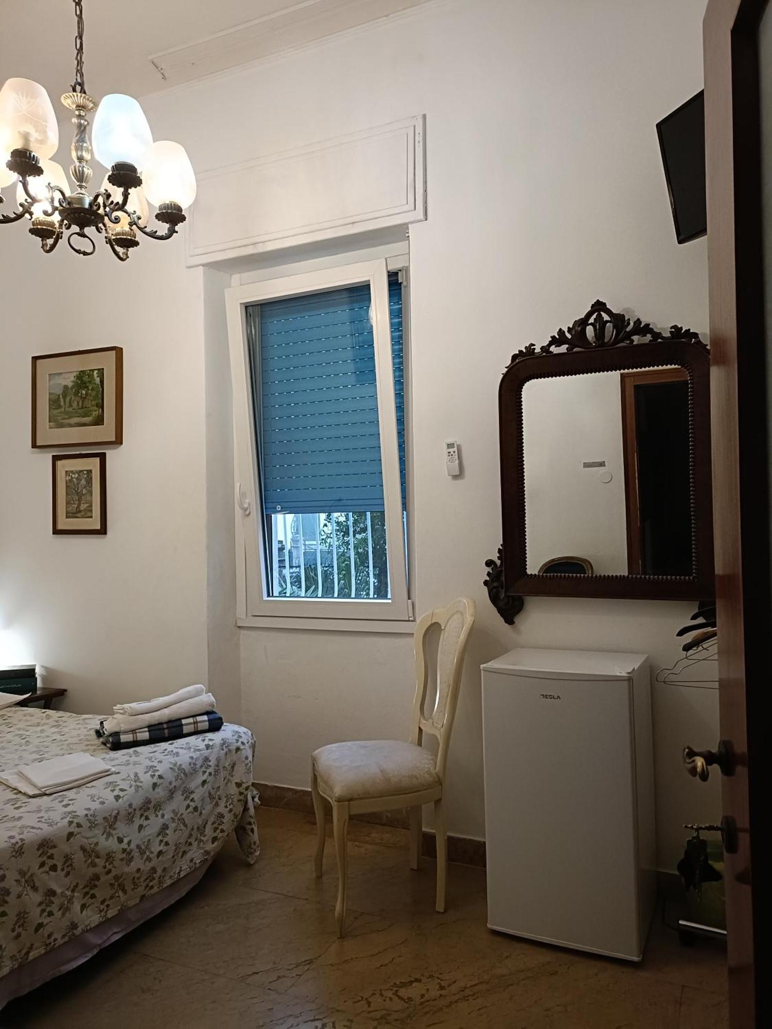 Chez Mavipagi B&B Верона Экстерьер фото