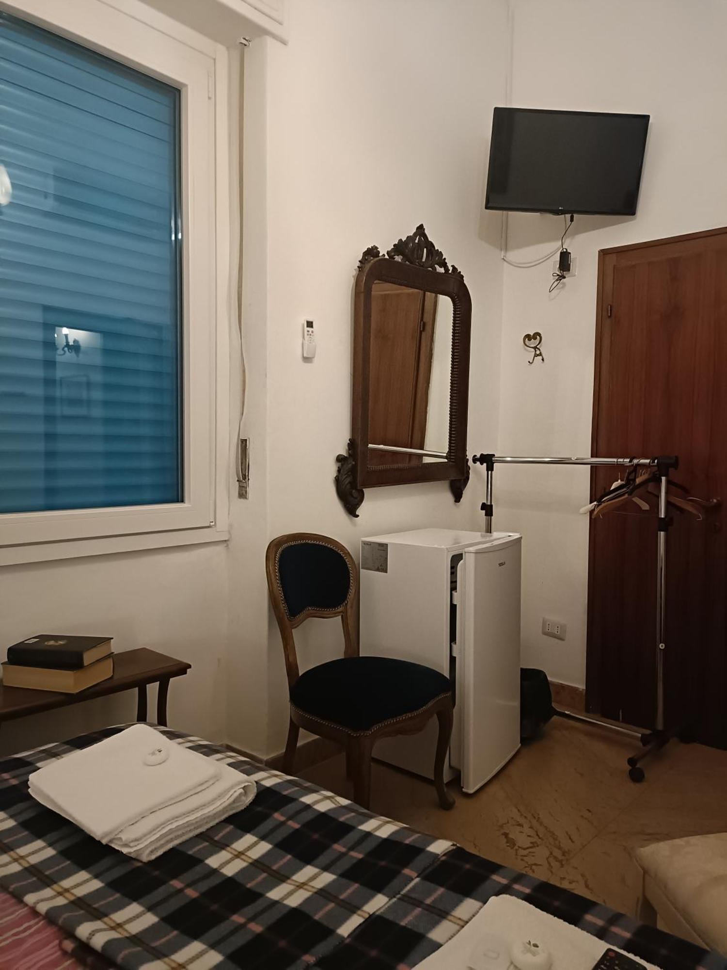 Chez Mavipagi B&B Верона Экстерьер фото